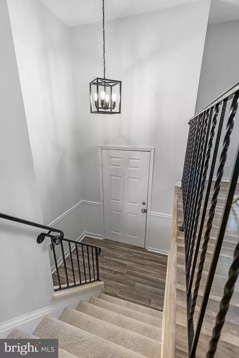 Entry Way - 7208 Sumpter Ln, Springfield, VA 22150 photo 2 of 2