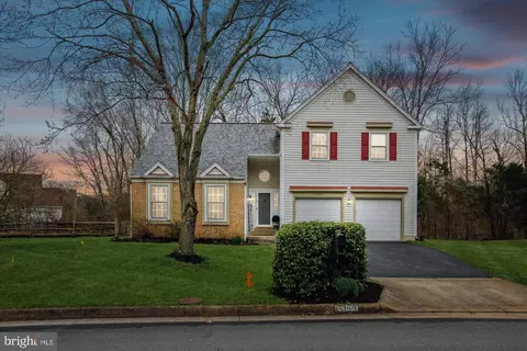 15163 Stratton Major Ct, Centreville, VA 20120
