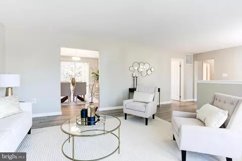 Living - 7781 Tangier Dr, Springfield, VA 22153 photo 4 of 7