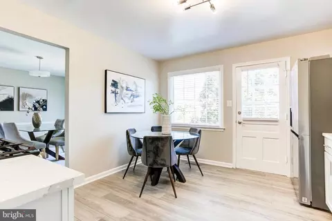 Dining - 7781 Tangier Dr, Springfield, VA 22153 photo 5 of 5
