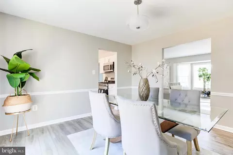 Dining - 7781 Tangier Dr, Springfield, VA 22153 photo 3 of 5