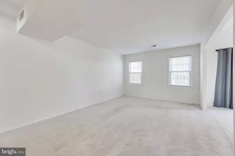 5431 Lighthouse Ln, Burke, VA 22015 photo 3