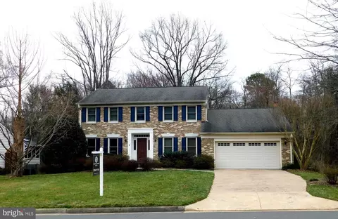 2075 Kedge Dr, Vienna, VA 22181