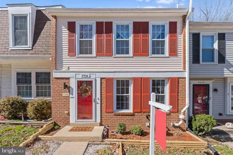7716 Groveland Heights Ct, Springfield, VA 22153
