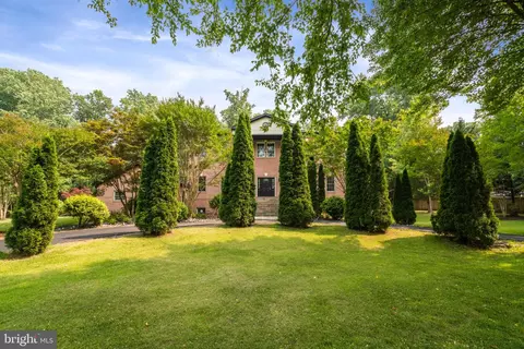 3309 Highland Ln, Fairfax, VA 22031