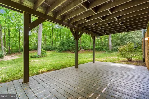 Exterior - 11208 Wedge Dr, Reston, VA 20190 photo 4 of 6
