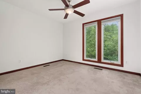 Bedroom - 11208 Wedge Dr, Reston, VA 20190 photo 6 of 6