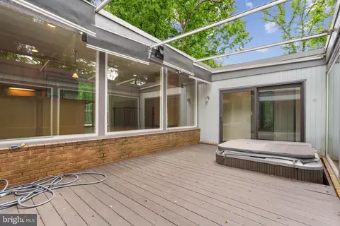 Exterior - 11208 Wedge Dr, Reston, VA 20190 photo 1 of 6