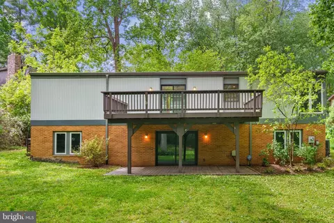 Exterior - 11208 Wedge Dr, Reston, VA 20190 photo 6 of 6