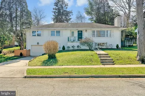 6219 Kellogg Dr, Mclean, VA 22101