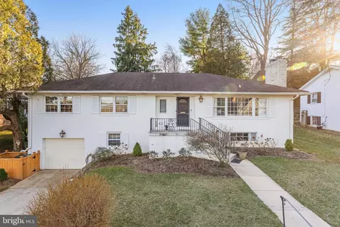 Exterior - 6219 Kellogg Dr, Mclean, VA 22101 photo 2 of 5