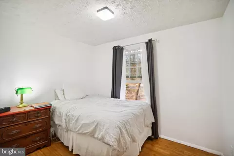 8915 Gutman Ct, Springfield, VA 22153 photo 17