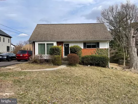 2529 Flint Hill Rd, Vienna, VA 22181