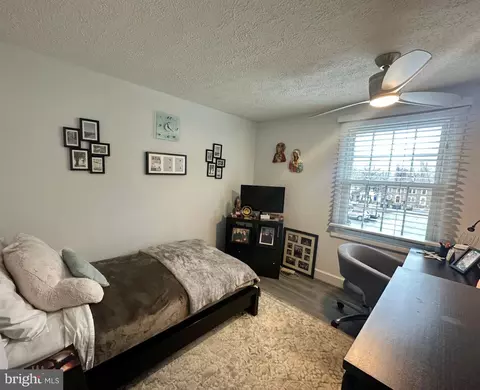 Bedroom - 8366 Fern Leaf Ct, Springfield, VA 22153 photo 3 of 4