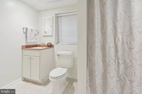 Bath - 11231 Handlebar Rd, Reston, VA 20191 photo 4 of 4