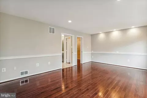 Living - 10703 Midsummer Dr, Reston, VA 20191 photo 4 of 15