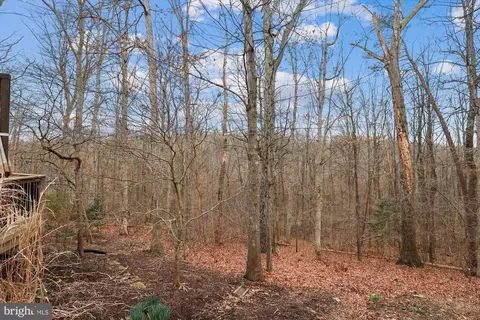 View/Area - 10703 Midsummer Dr, Reston, VA 20191 photo 1 of 1