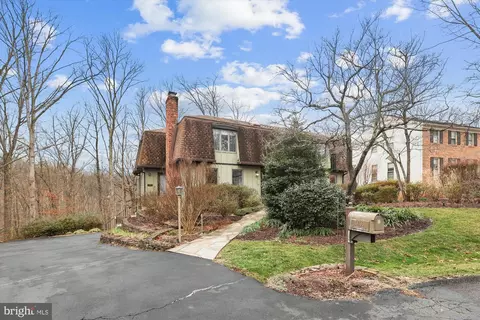 Exterior - 10703 Midsummer Dr, Reston, VA 20191 photo 2 of 18