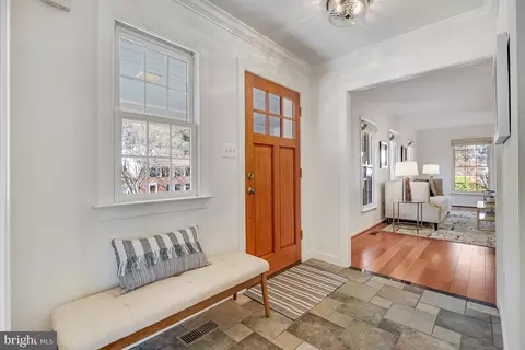 Entry Way - 1807 Post Oak Trl, Reston, VA 20191 photo 2 of 5