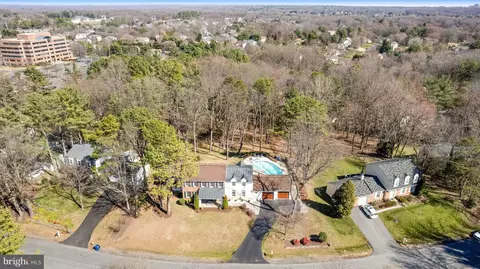 View/Area - 1807 Post Oak Trl, Reston, VA 20191 photo 5 of 7