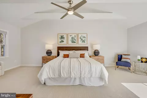 Bedroom - 1807 Post Oak Trl, Reston, VA 20191 photo 1 of 10