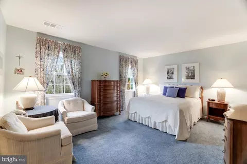 Bedroom - 1179 Foxhound Ct, Mclean, VA 22102 photo 4 of 4