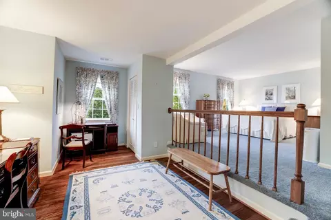 Entry Way - 1179 Foxhound Ct, Mclean, VA 22102 photo 2 of 2