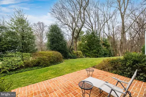 Exterior - 1179 Foxhound Ct, Mclean, VA 22102 photo 2 of 4