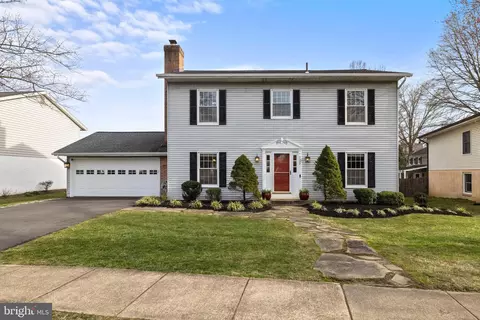 7023 Devereux Circle Dr, Alexandria, VA 22315