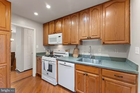 Kitchen - 7265 Linden Tree Ln, Springfield, VA 22152 photo 2 of 3
