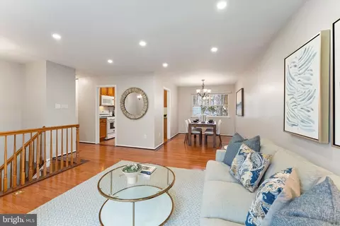 Living - 7265 Linden Tree Ln, Springfield, VA 22152 photo 3 of 6