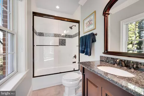 Bath - 817 Carrie Ct, Mclean, VA 22101 photo 7 of 11