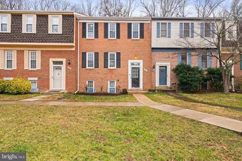 5865 Banning Pl, Burke, VA 22015