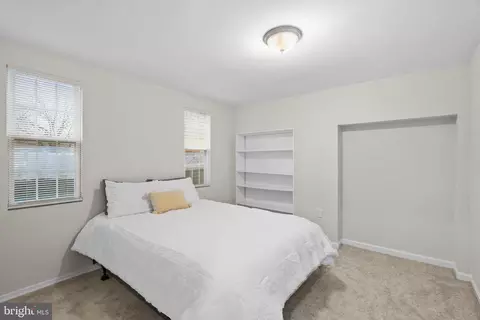 Bedroom - 5865 Banning Pl, Burke, VA 22015 photo 6 of 7