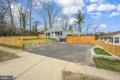 7104 Arlington Blvd, Falls Church, VA 22042