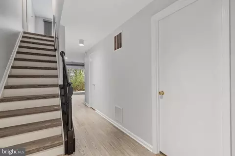 Entry Way - 9124 Blarney Stone Dr, Springfield, VA 22152 photo 1 of 2
