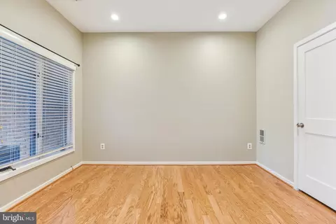 11558 Hemingway Dr, Reston, VA 20194 photo 36
