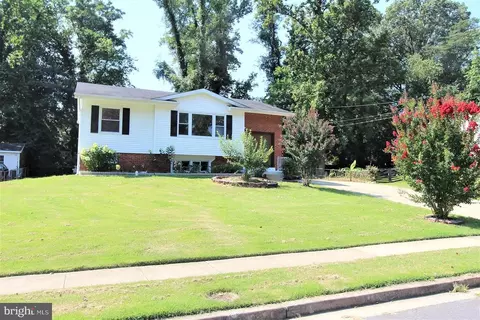 7603 Devries Dr, Lorton, VA 22079