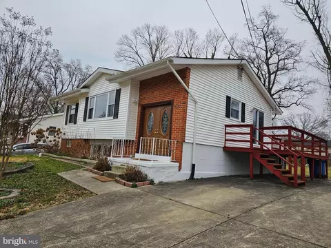 Exterior - 7603 Devries Dr, Lorton, VA 22079 photo 5 of 12
