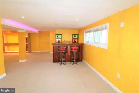 Living - 7603 Devries Dr, Lorton, VA 22079 photo 2 of 2
