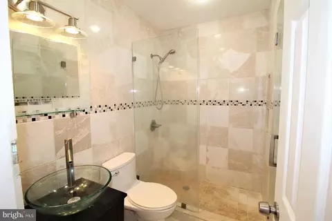 Bath - 7603 Devries Dr, Lorton, VA 22079 photo 1 of 4