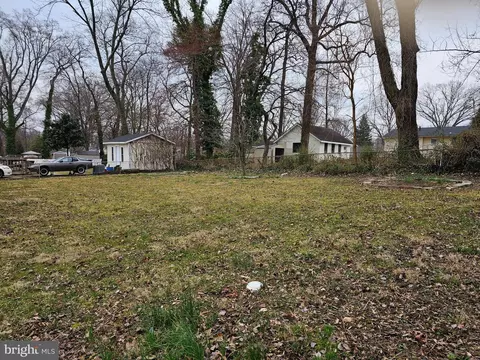 Exterior - 7603 Devries Dr, Lorton, VA 22079 photo 12 of 12