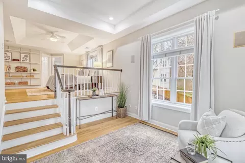 Living - 1553 Dominion Hill Ct, Mclean, VA 22101 photo 17 of 17
