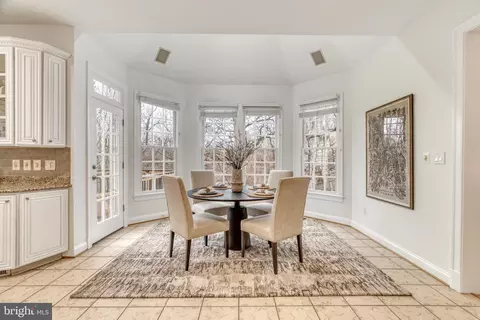 Dining - 1553 Dominion Hill Ct, Mclean, VA 22101 photo 2 of 7