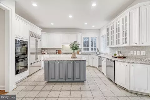 Kitchen - 1553 Dominion Hill Ct, Mclean, VA 22101 photo 1 of 11