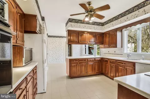 Kitchen - 937 Mackall Ave, Mclean, VA 22101 photo 1 of 3
