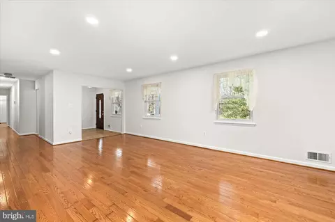 Other - 3003 Rayjohn Ln, Herndon, VA 20171 photo 3 of 24