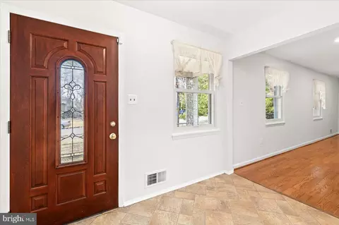 Entry Way - 3003 Rayjohn Ln, Herndon, VA 20171 photo 1 of 4