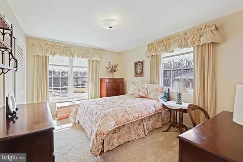 Bedroom - 6206 Hardy Dr, Mclean, VA 22101 photo 7 of 9