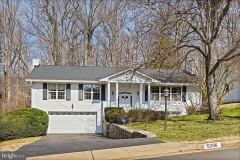 Exterior - 6206 Hardy Dr, Mclean, VA 22101 photo 2 of 11